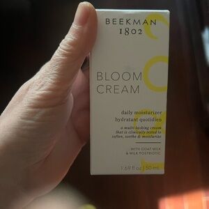 NWT Beekman 1802 Bloom Cream Daily Moisturizer With Goat Milk Size 1.69oz